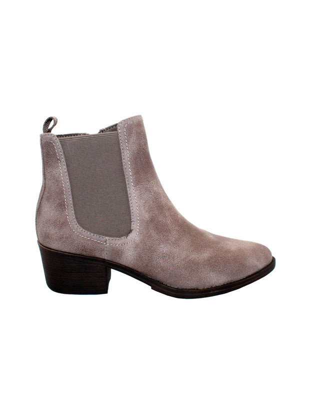 The ‘Carriage’ Chelsea bootie by Volatile, in beautiful rustic effect faux leather or matte metallic faux snake, is right on trend with a wide elastic side panel allowing for flexibility and comfort while walking. We took the level of ease a step further by adding an inside zipper, making these booties effortless to put on and off.  stone side 