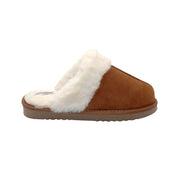 Volatile’s FLUFF slide slippers in genuine suede or leopard print microsuede are designed to keep you cozy indoors and outdoors too. They feature plush faux shearling on the collar, lining, and insole for ultimate comfort and the lightweight rubber sponge outsole provides a pillowy shock absorption. Slip them on with your favorite lounge set.