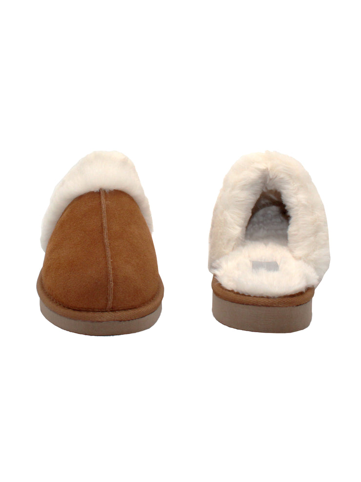 Volatile’s FLUFF slide slippers in genuine suede or leopard print microsuede are designed to keep you cozy indoors and outdoors too. They feature plush faux shearling on the collar, lining, and insole for ultimate comfort and the lightweight rubber sponge outsole provides a pillowy shock absorption. Slip them on with your favorite lounge set. 3