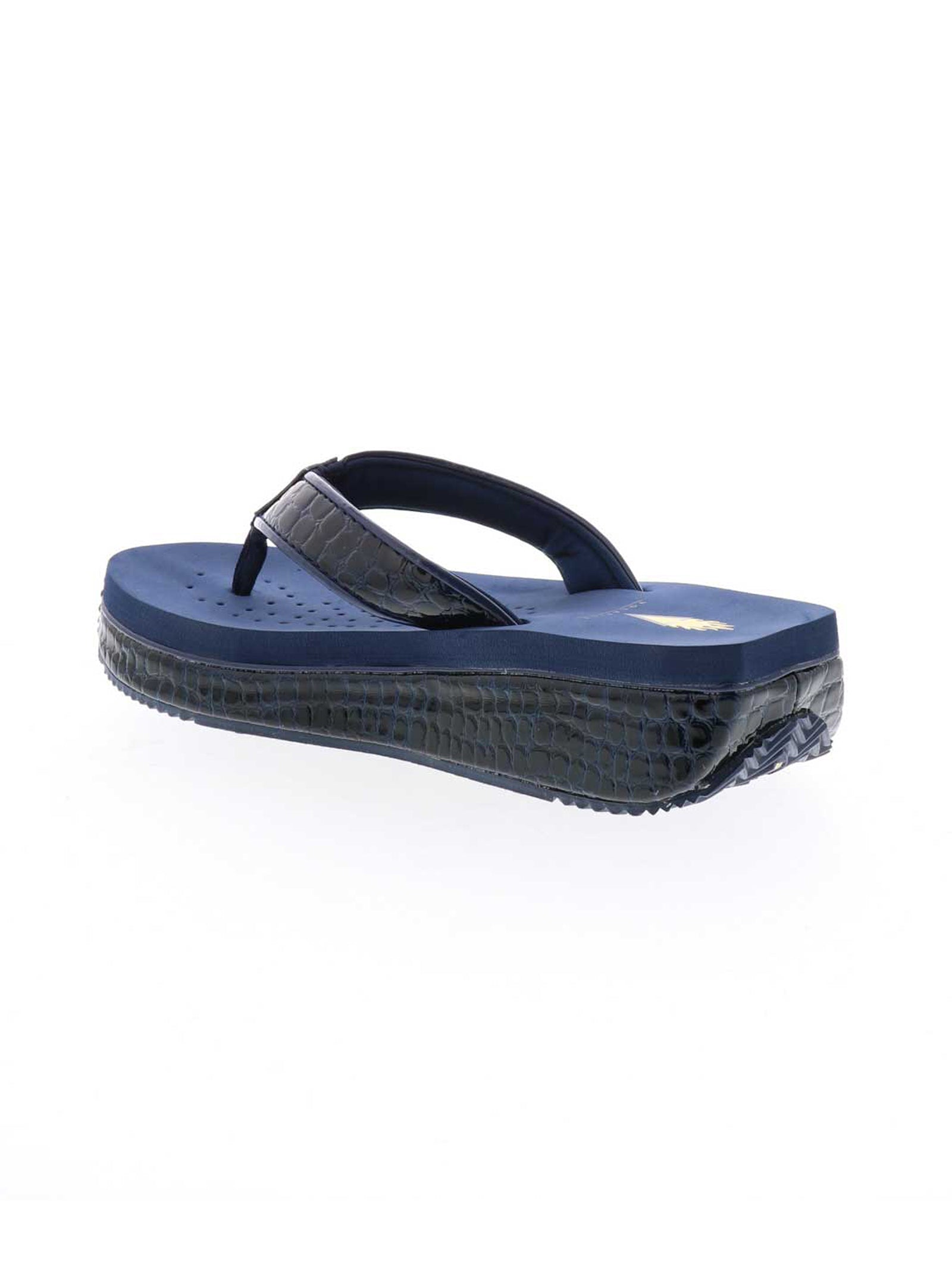 Why Podiatrists Love the Groove Sandals - Ascent Footwear